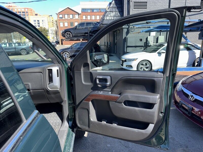 2015 GMC Sierra 1500 SLE Double Cab 4WD w/ Z71 Off Road Suspension Package Arlington VA