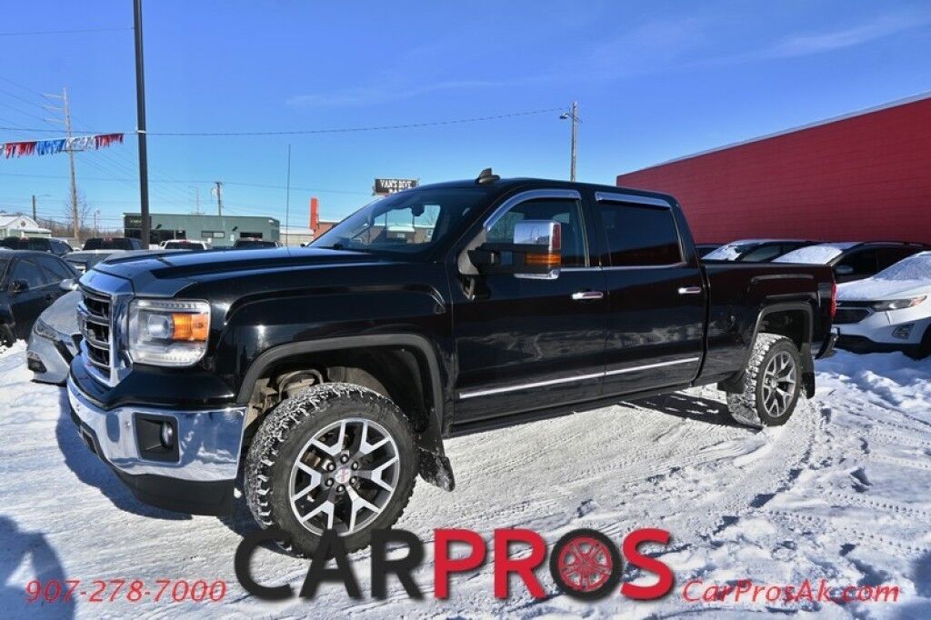 2015 GMC Sierra 1500 SLT - 4X4 - Crew Cab - 5.3L V8 - Heated & Cooled Leather Seats - Remote Start - Keyless Entry - Navigation - Bluetooth - Bose Speakers - Backup Camera - Sunnroof - Tow Pkg