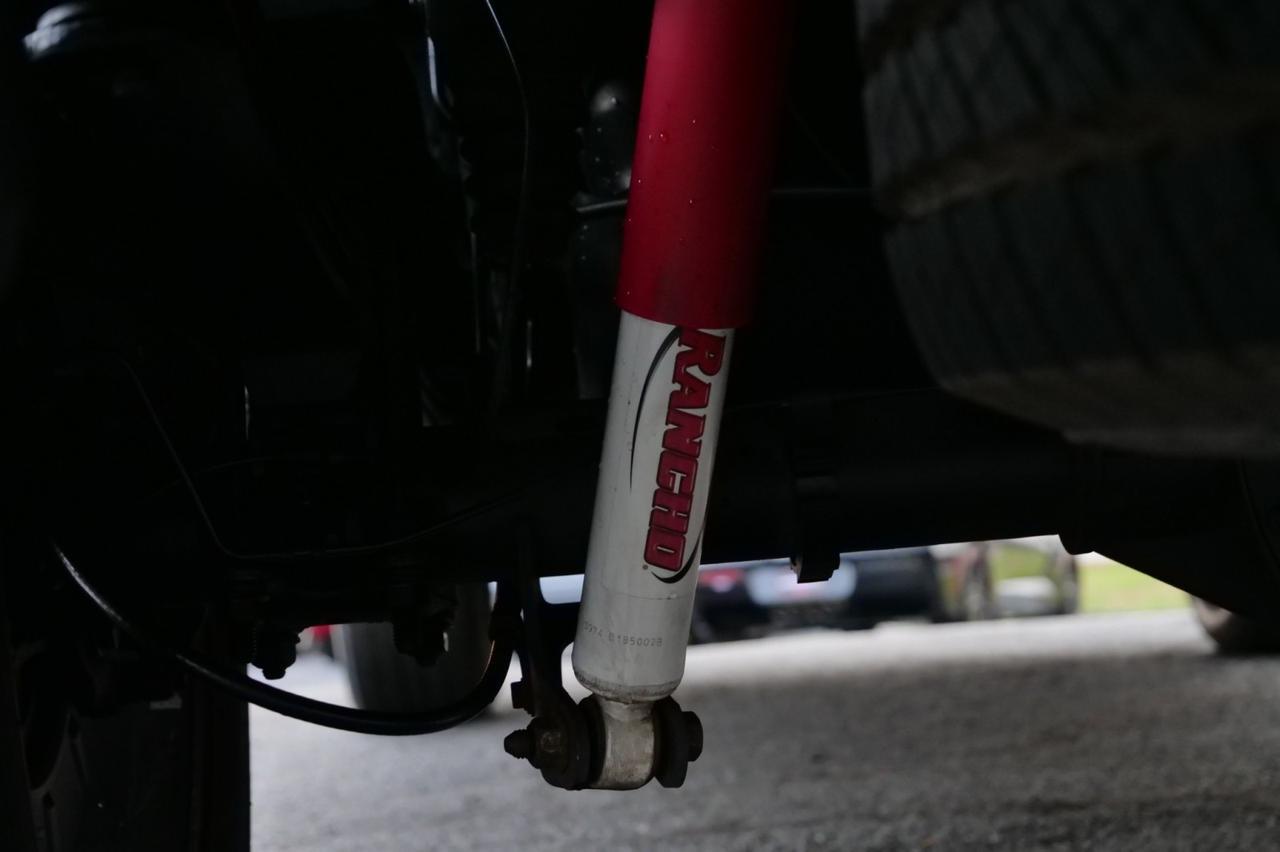 2015 GMC Sierra 1500 SLT 4X4 / All-Terrain Package / 5.3L V8 / Heated Seats! Lincolnton NC