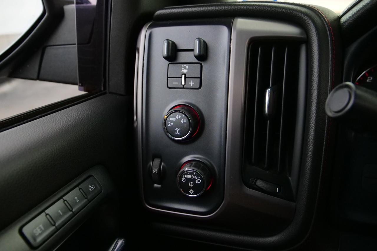 2015 GMC Sierra 1500 SLT 4X4 / All-Terrain Package / 5.3L V8 / Heated Seats! Lincolnton NC