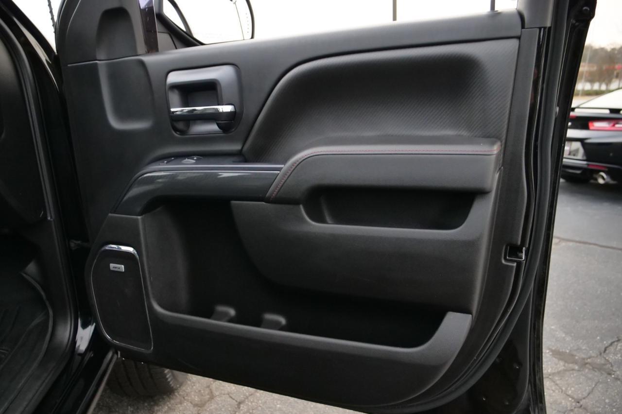 2015 GMC Sierra 1500 SLT 4X4 / All-Terrain Package / 5.3L V8 / Heated Seats! Lincolnton NC