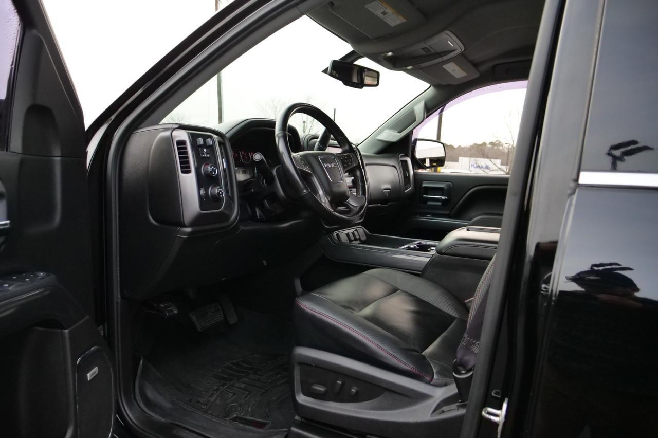 2015 GMC Sierra 1500 SLT 4X4 / All-Terrain Package / 5.3L V8 / Heated Seats! Lincolnton NC