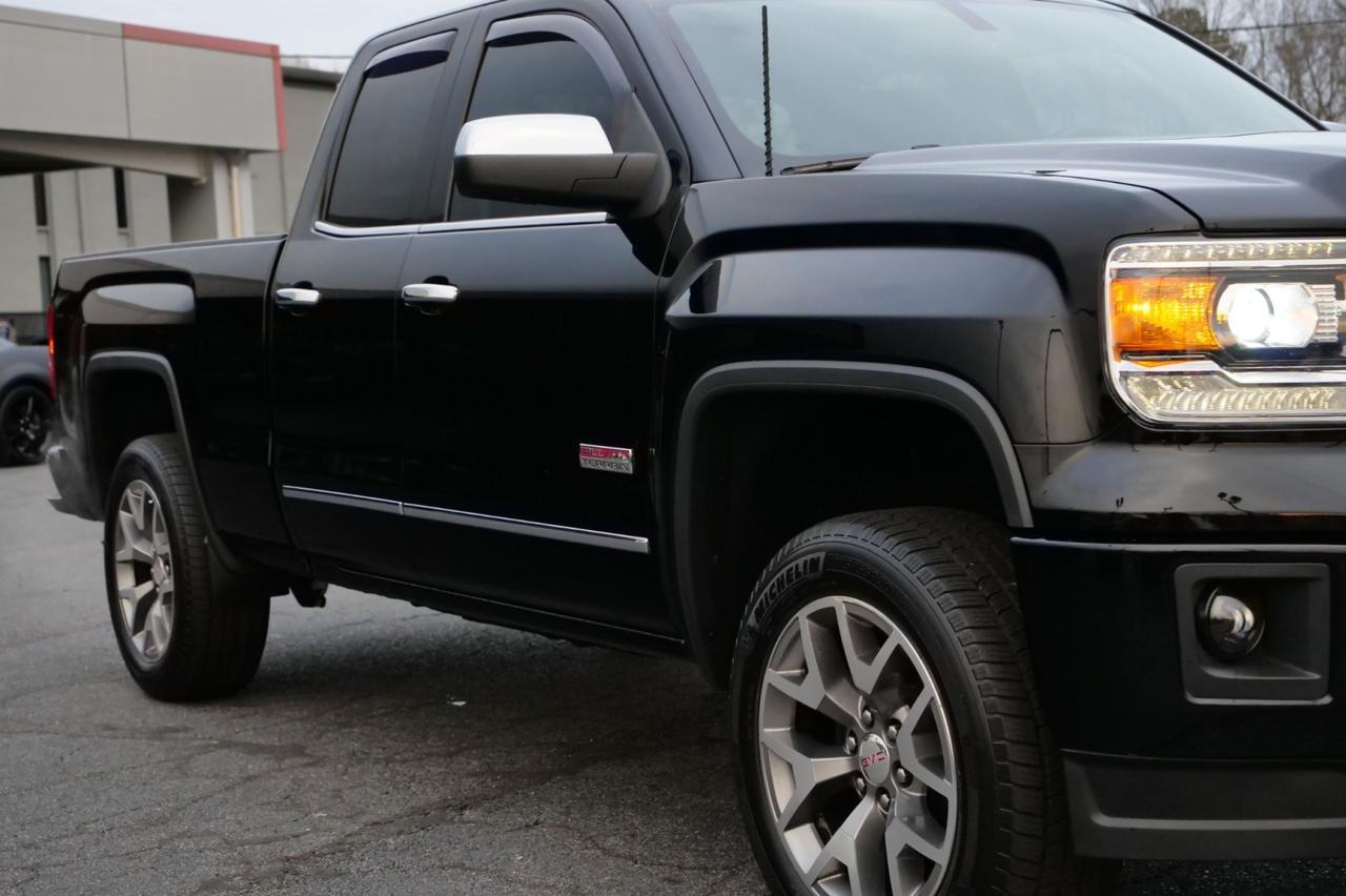 2015 GMC Sierra 1500 SLT 4X4 / All-Terrain Package / 5.3L V8 / Heated Seats! Lincolnton NC
