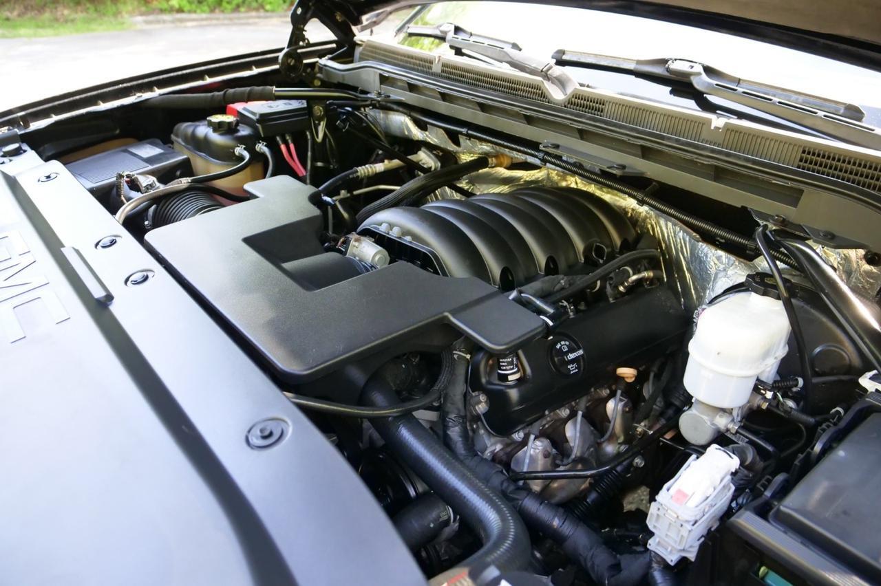 2015 GMC Sierra 1500 SLT 4X4 / Value Package / 5.3L V8! Lincolnton NC