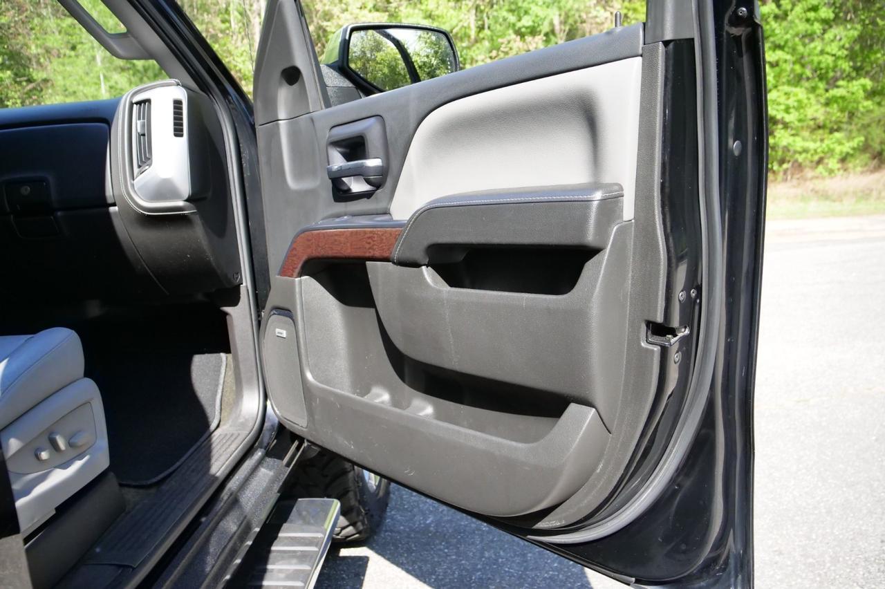 2015 GMC Sierra 1500 SLT 4X4 / Value Package / 5.3L V8! Lincolnton NC