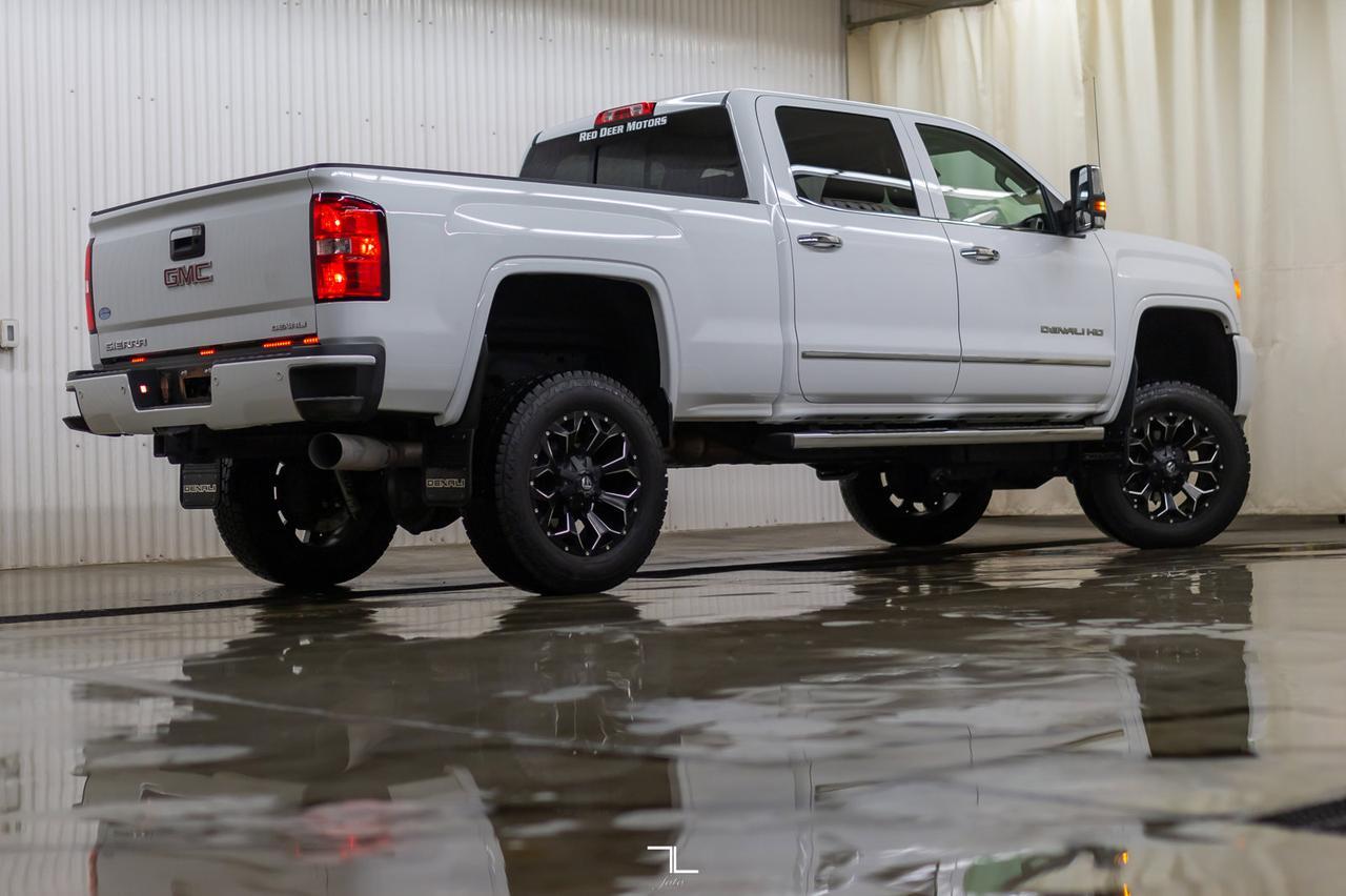 2015 GMC Sierra 2500 4x4 Crew Cab Denali HD Leather Roof Nav 6" Lift Red Deer AB