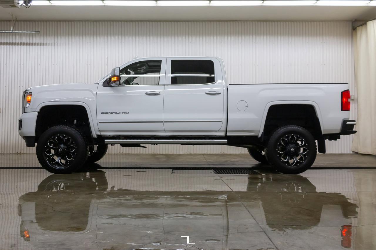 2015 GMC Sierra 2500 4x4 Crew Cab Denali HD Leather Roof Nav 6" Lift Red Deer AB