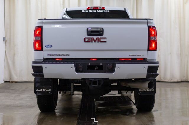 2015 GMC Sierra 2500 4x4 Crew Cab Denali HD Leather Roof Nav 6" Lift Red Deer AB