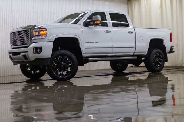 2015 GMC Sierra 2500 4x4 Crew Cab Denali HD Leather Roof Nav 6" Lift Red Deer AB