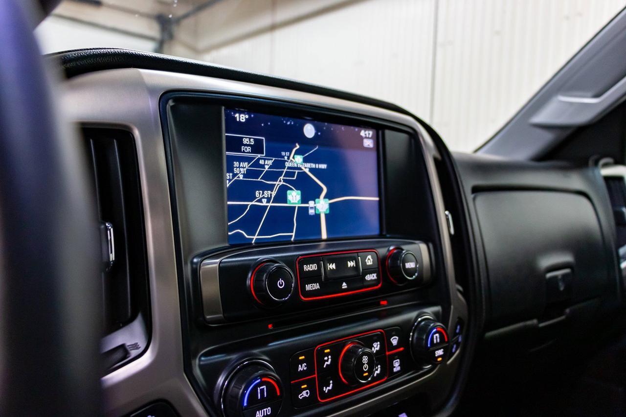 2015 GMC Sierra 2500HD 4x4 Crew Cab Denali Diesel Leather Roof Nav Red Deer AB