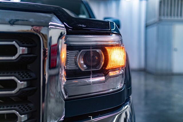 2015 GMC Sierra 2500HD 4x4 Crew Cab SLE Z71 PSeat BCam Red Deer AB