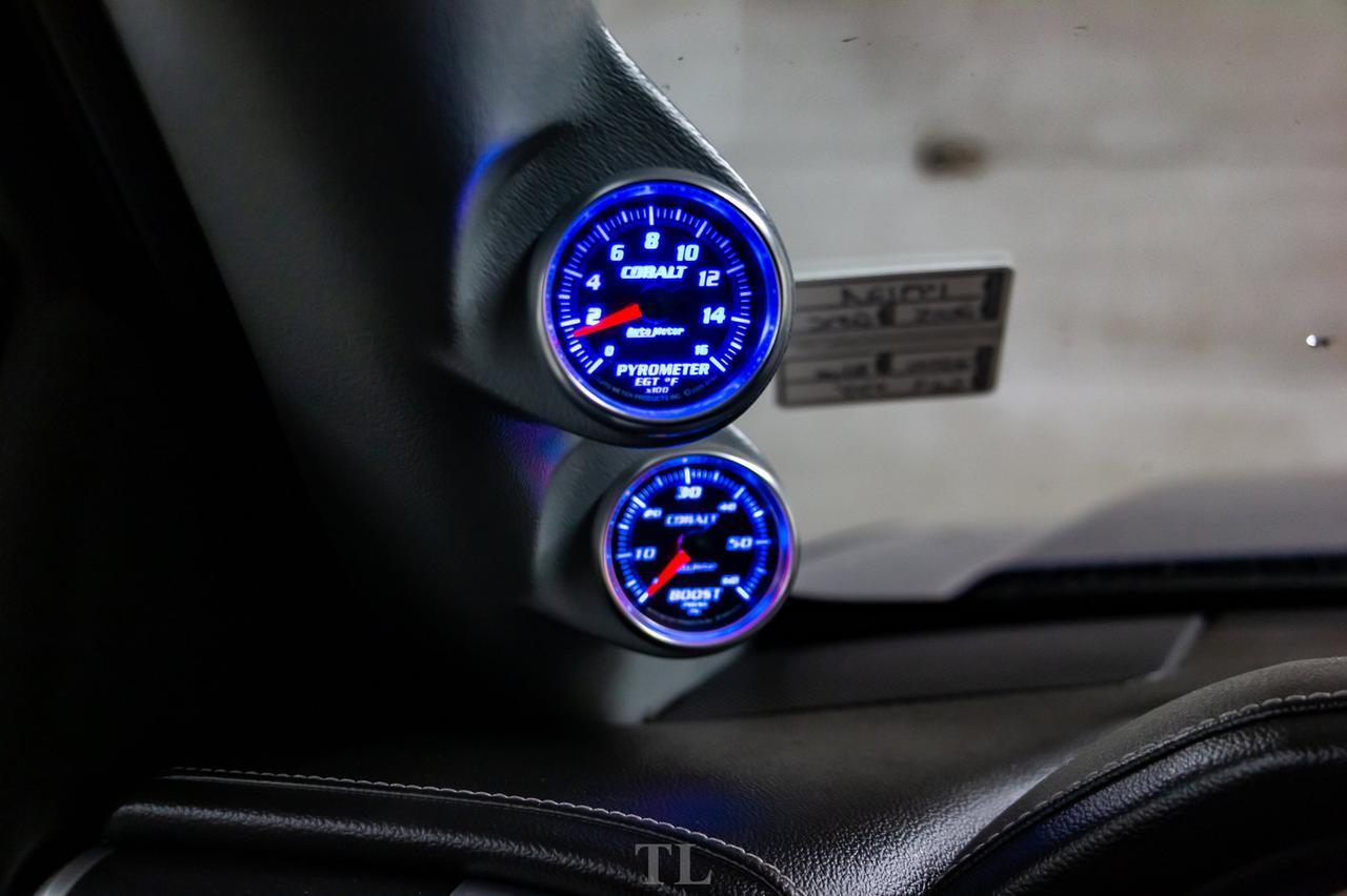 2015 GMC Sierra 2500HD 4x4 Crew Cab SLT Diesel Lift Leather Roof Nav Red Deer AB