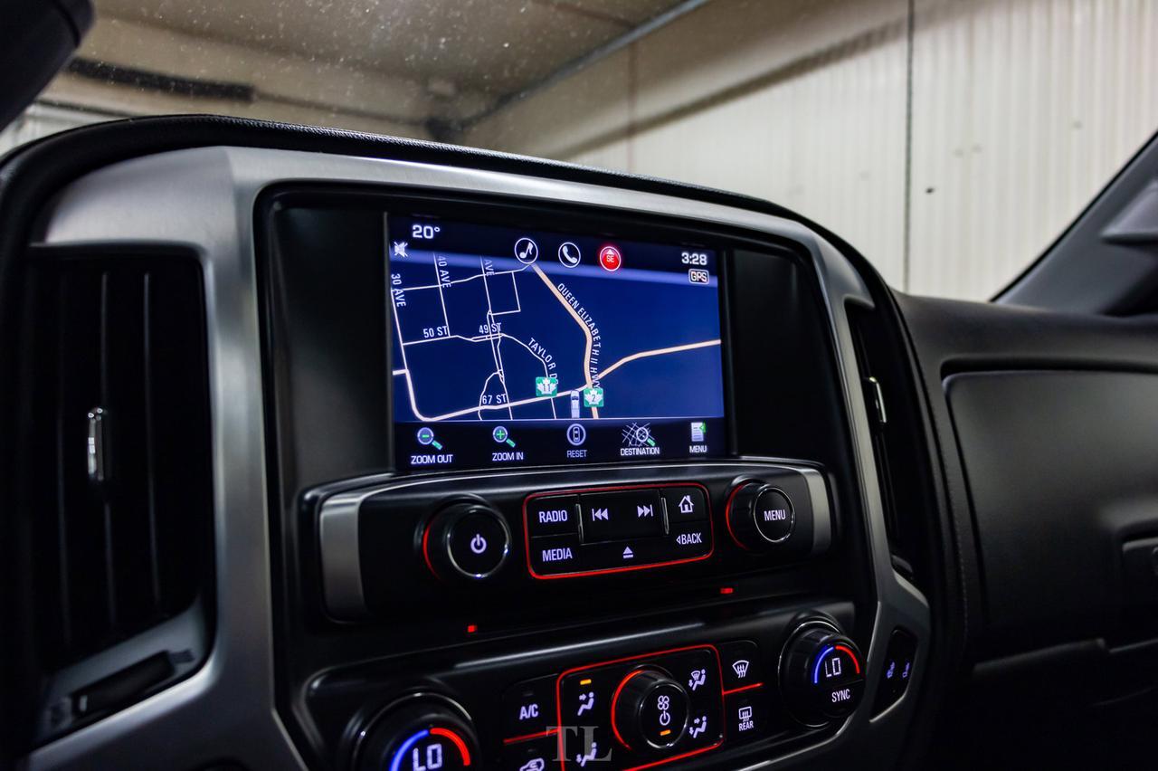 2015 GMC Sierra 2500HD 4x4 Crew Cab SLT Diesel Lift Leather Roof Nav Red Deer AB