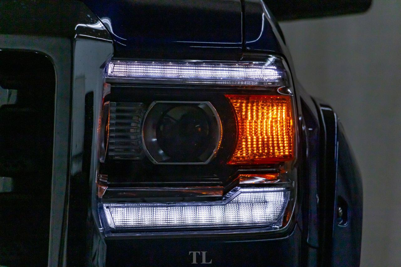 2015 GMC Sierra 2500HD 4x4 Crew Cab SLT Diesel Lift Leather Roof Nav Red Deer AB