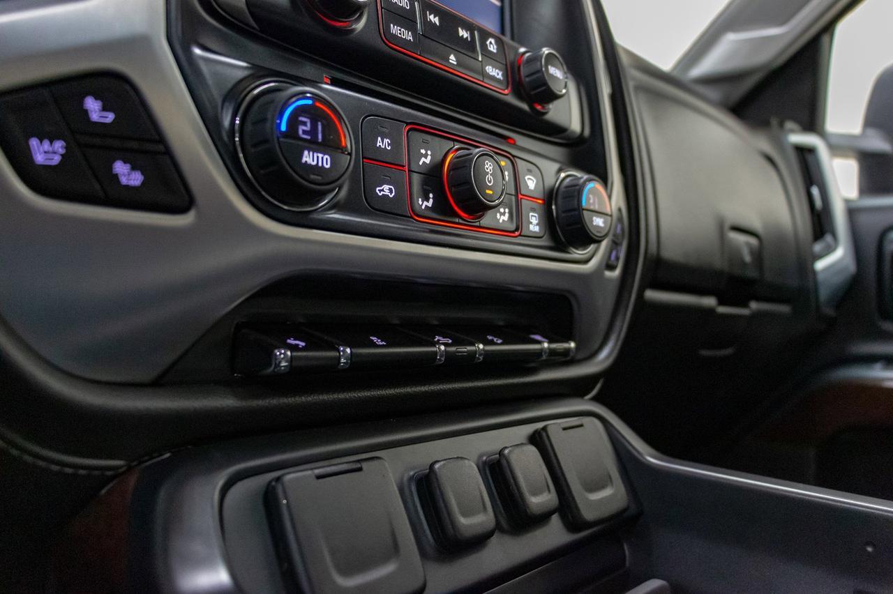 2015 GMC Sierra 2500HD 4x4 Crew Cab SLT Z71 Diesel Leather Roof Nav Red Deer AB