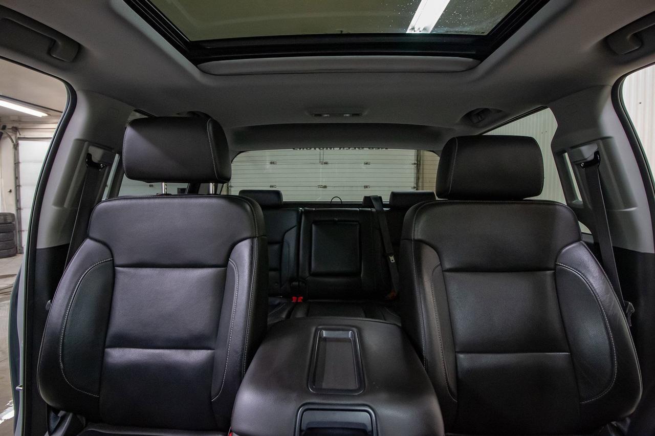 2015 GMC Sierra 2500HD 4x4 Crew Cab SLT Z71 Diesel Leather Roof Nav Red Deer AB