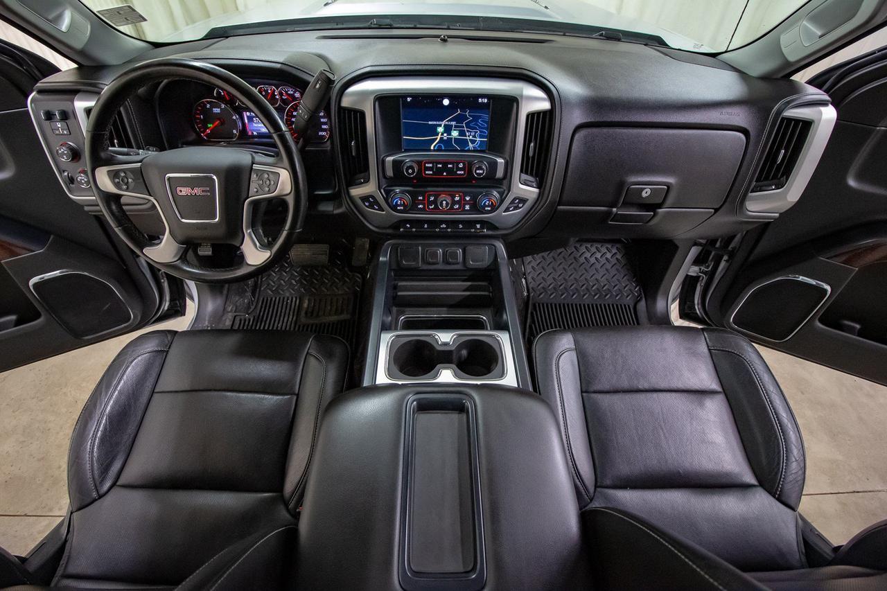 2015 GMC Sierra 2500HD 4x4 Crew Cab SLT Z71 Diesel Leather Roof Nav Red Deer AB