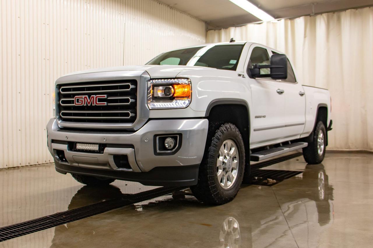 2015 GMC Sierra 2500HD 4x4 Crew Cab SLT Z71 Diesel Leather Roof Red Deer AB