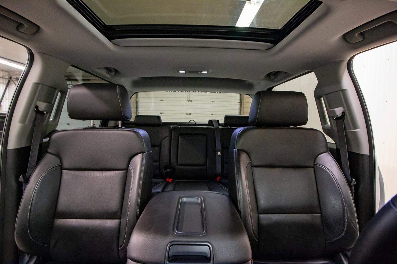 2015 GMC Sierra 2500HD 4x4 Crew Cab SLT Z71 Diesel Leather Roof Red Deer AB