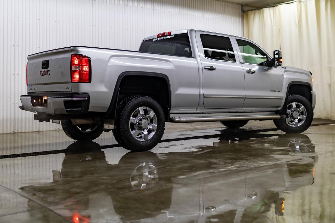 2015 GMC Sierra 2500HD 4x4 Crew Cab SLT Z71 Leather BCam Red Deer AB