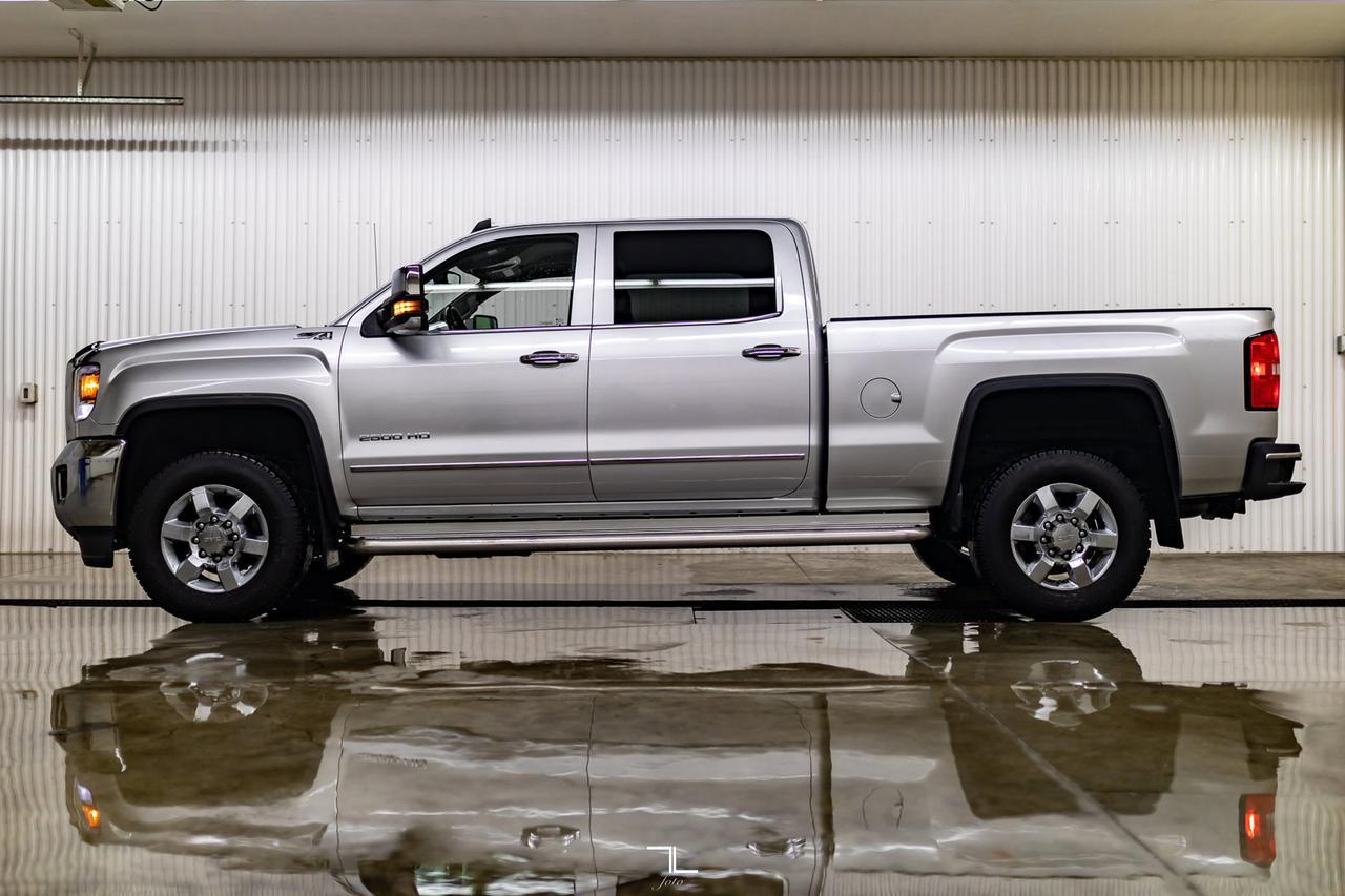2015 GMC Sierra 2500HD 4x4 Crew Cab SLT Z71 Leather BCam Red Deer AB