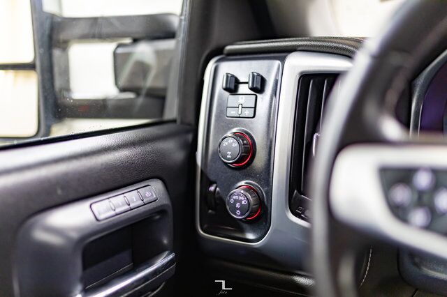 2015 GMC Sierra 2500HD 4x4 Crew Cab SLT Z71 Leather BCam Red Deer AB