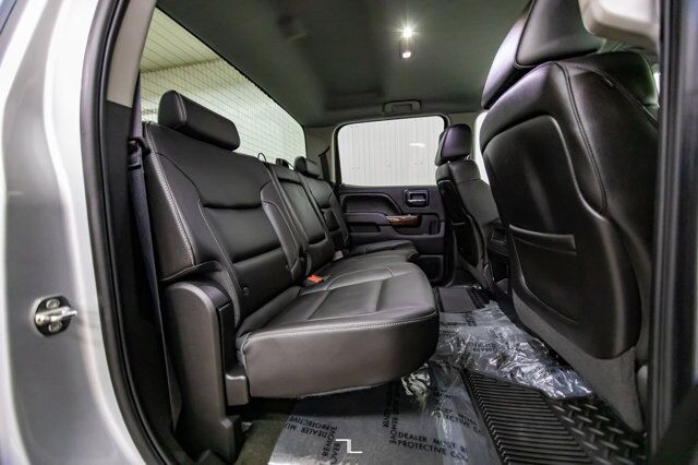 2015 GMC Sierra 2500HD 4x4 Crew Cab SLT Z71 Leather BCam Red Deer AB