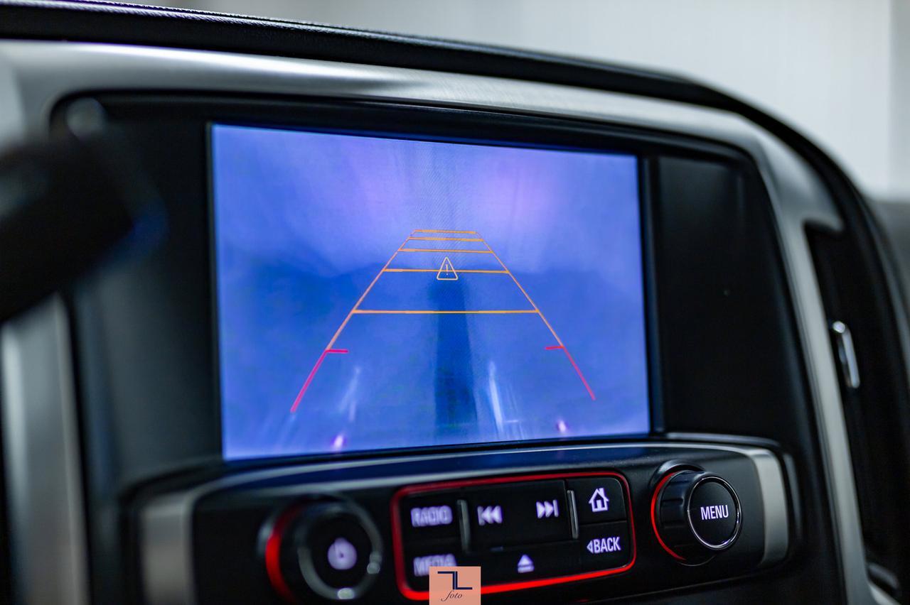 2015 GMC Sierra 2500HD 4x4 Crew Cab SLT Z71 Leather Roof Nav BCam Red Deer AB