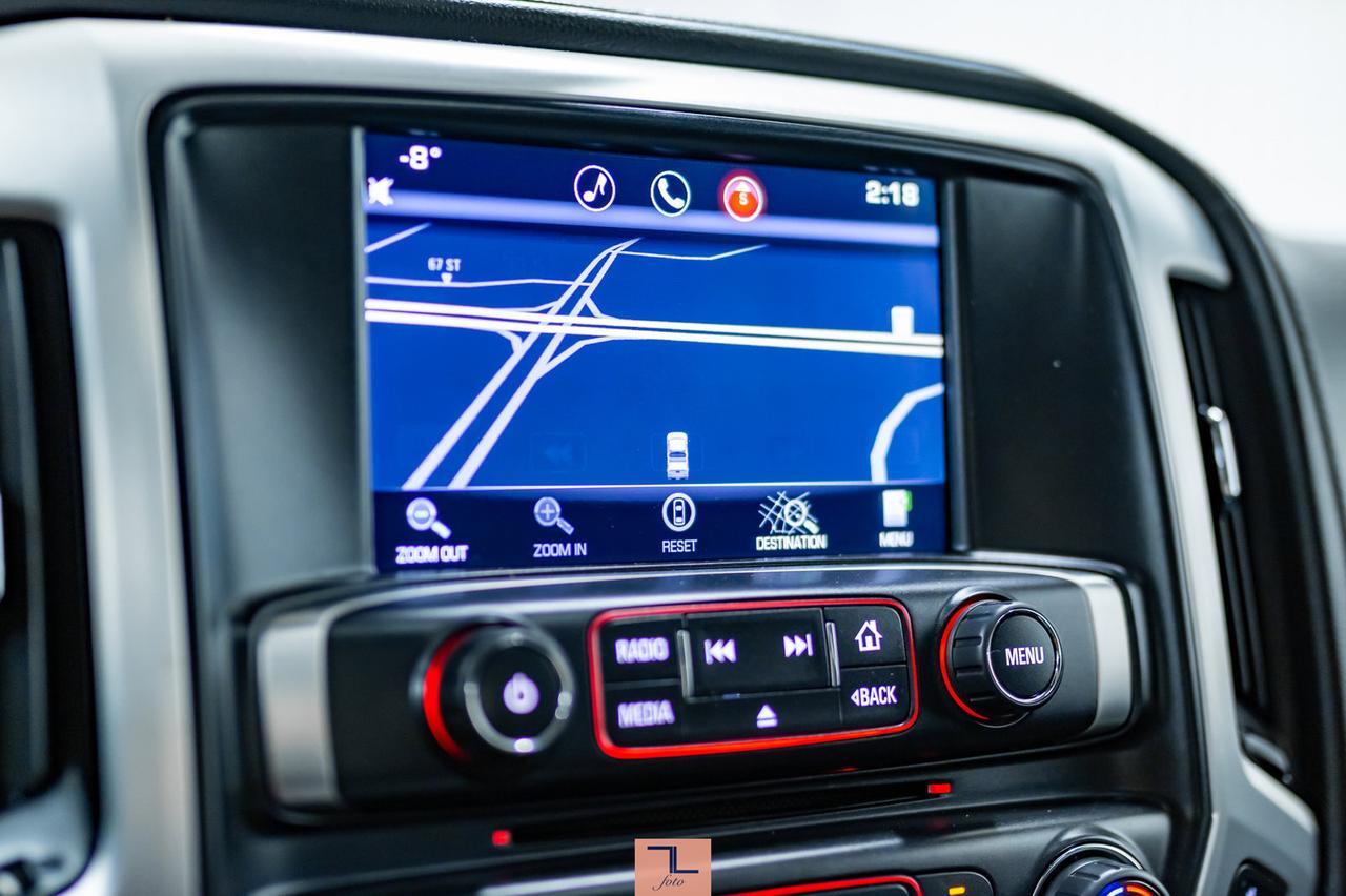 2015 GMC Sierra 2500HD 4x4 Crew Cab SLT Z71 Leather Roof Nav BCam Red Deer AB