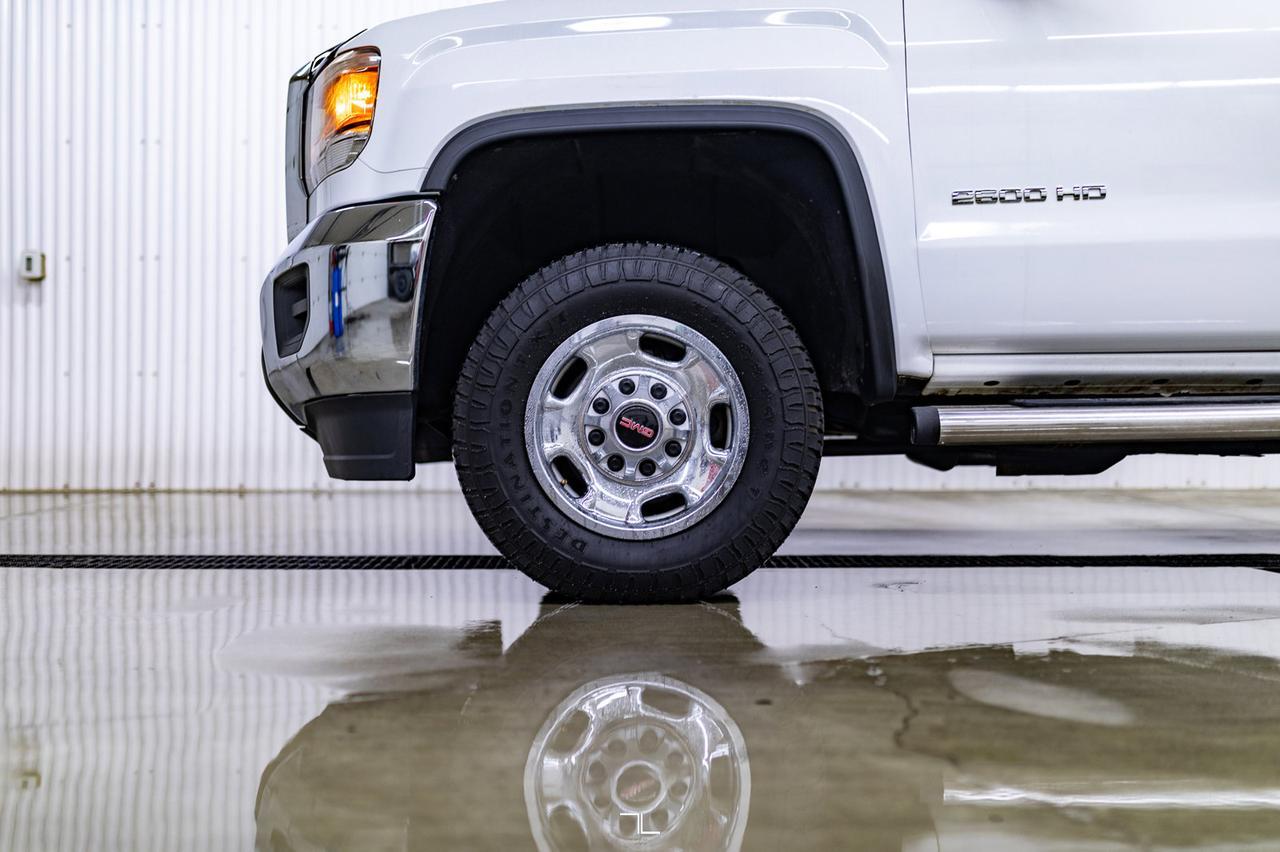 2015 GMC Sierra 2500HD 4x4 Reg Cab Mechanics Box Red Deer AB