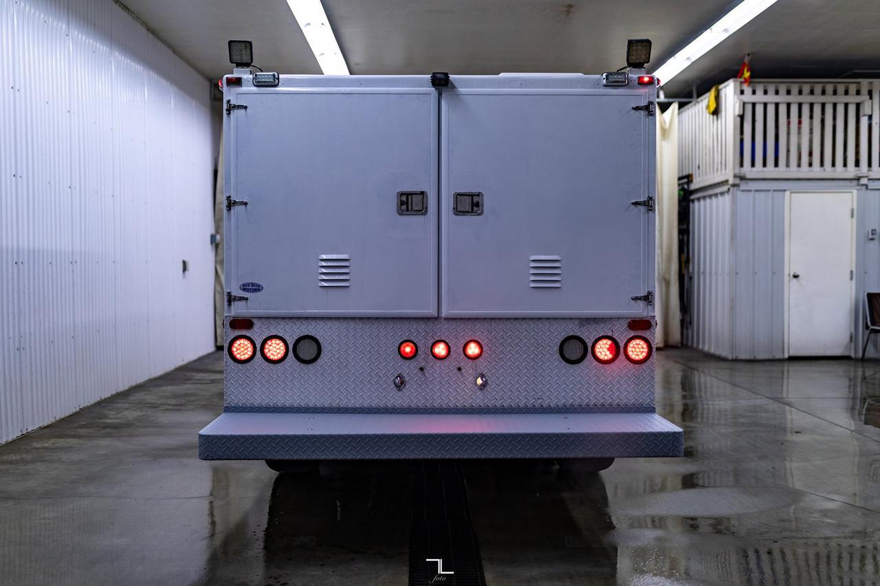 2015 GMC Sierra 2500HD 4x4 Reg Cab Mechanics Box Red Deer AB