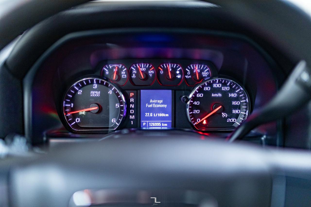 2015 GMC Sierra 2500HD 4x4 Reg Cab Mechanics Box Red Deer AB