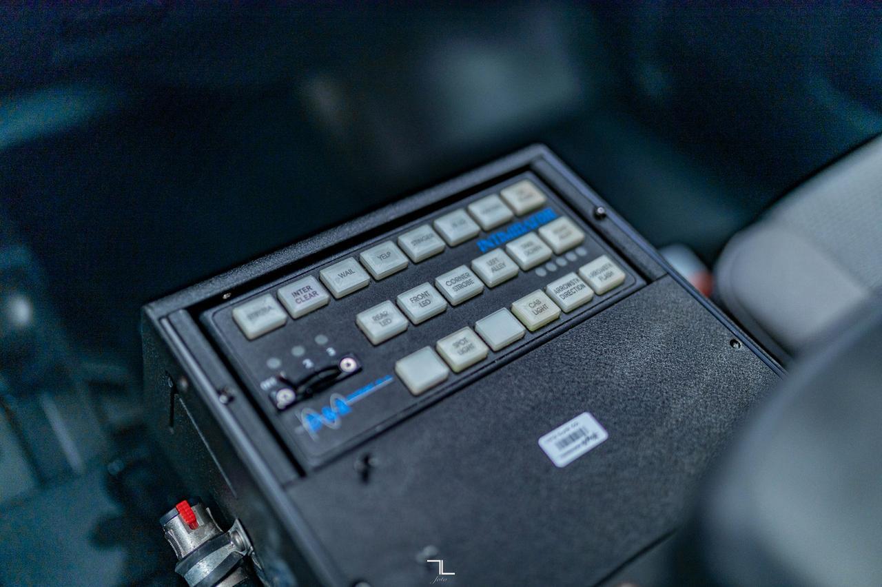 2015 GMC Sierra 2500HD 4x4 Reg Cab Mechanics Box Red Deer AB