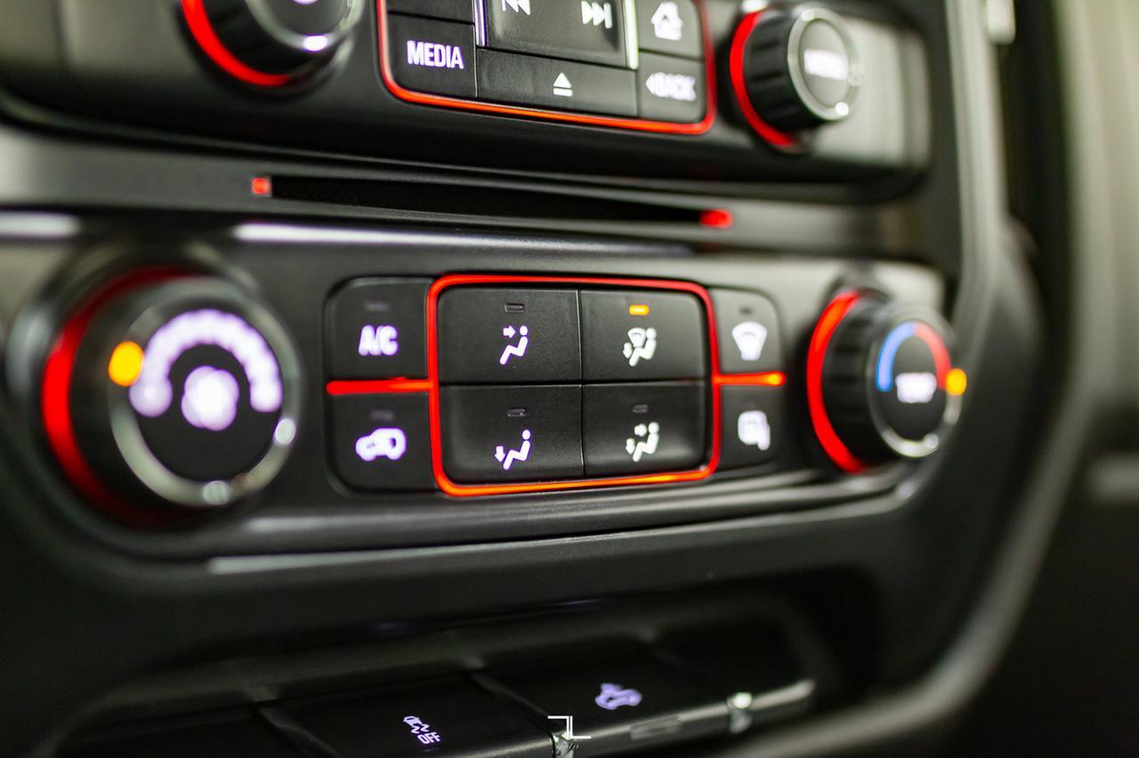 2015 GMC Sierra 2500HD 4x4 Reg Cab WT Longbox Red Deer AB