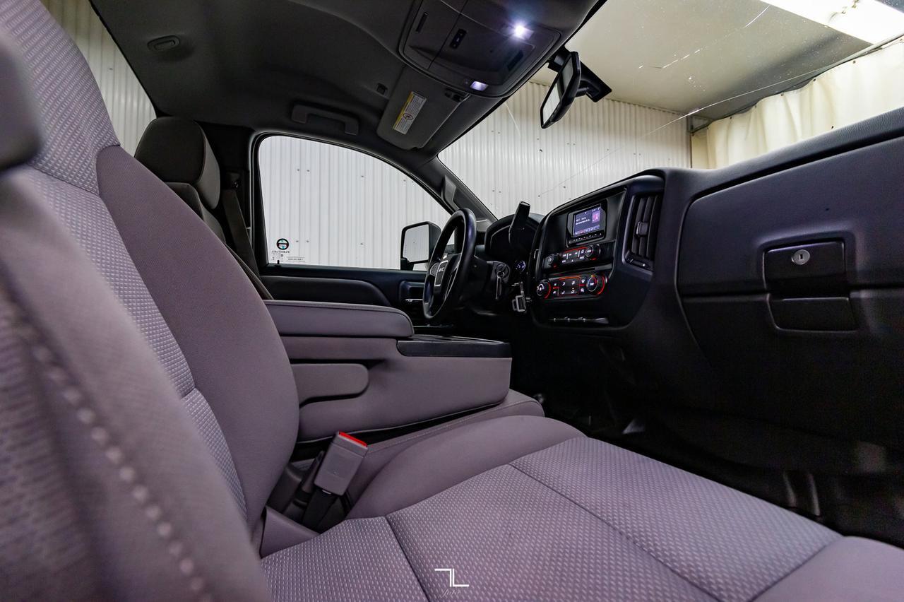 2015 GMC Sierra 2500HD 4x4 Reg Cab WT Longbox Red Deer AB