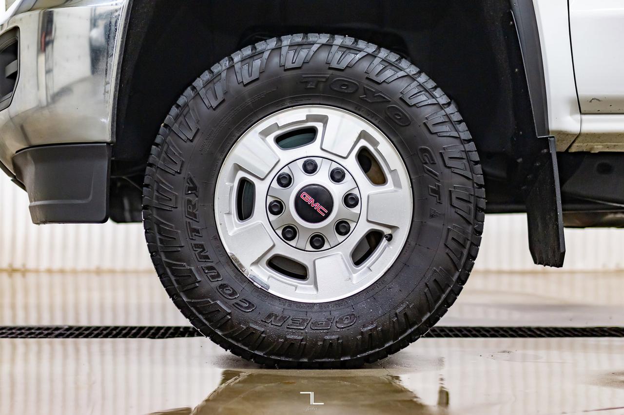 2015 GMC Sierra 2500HD 4x4 Reg Cab WT Longbox Red Deer AB