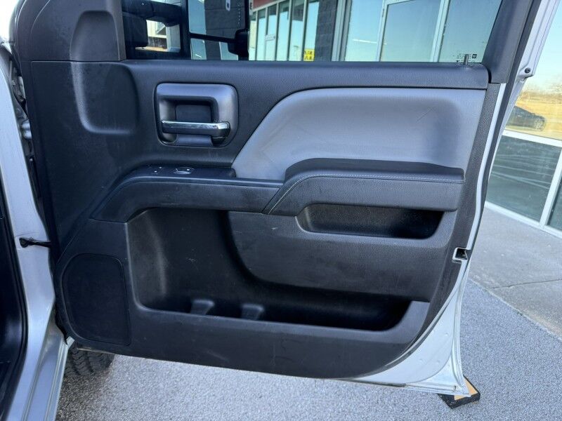 2015 GMC Sierra 2500HD 4x4 Utility Collinsville OK