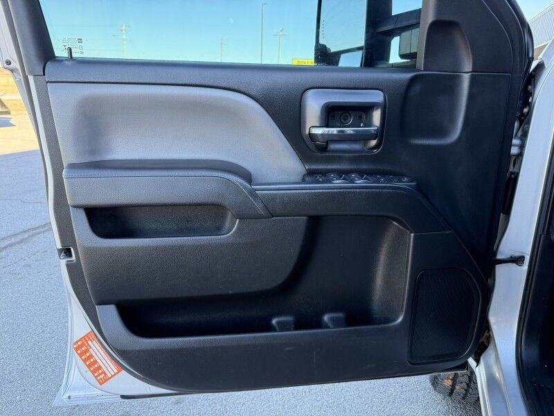 2015 GMC Sierra 2500HD 4x4 Utility Collinsville OK