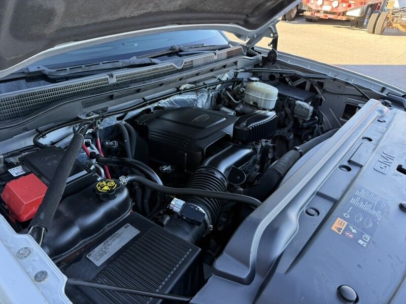 2015 GMC Sierra 2500HD 4x4 Utility Collinsville OK