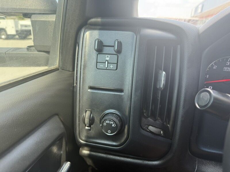 2015 GMC Sierra 2500HD Cab & Chassis Collinsville OK