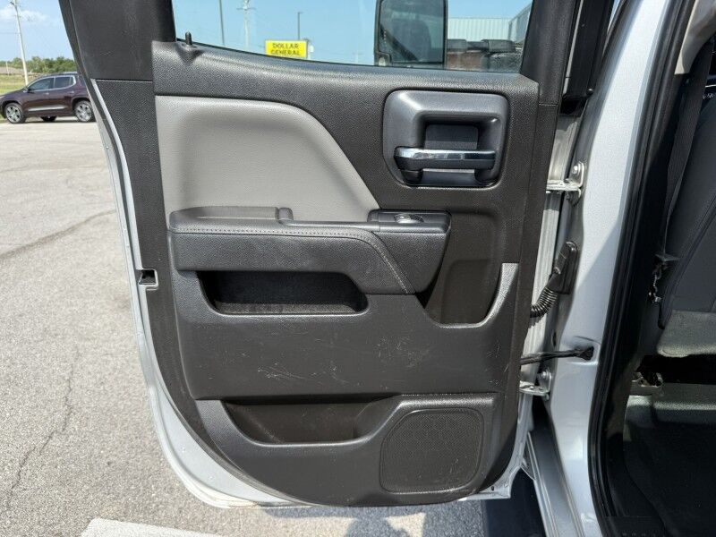 2015 GMC Sierra 2500HD Cab & Chasssis Collinsville OK