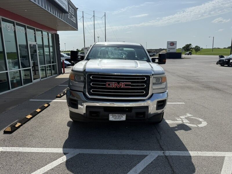 2015 GMC Sierra 2500HD Cab & Chasssis Collinsville OK