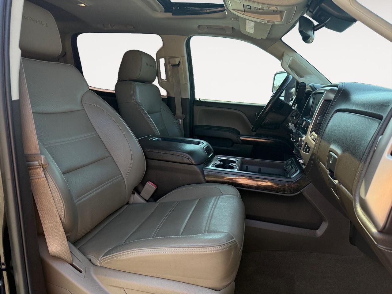 2015 GMC Sierra 2500HD Denali, BLUETOOTH, UNIVERSAL GARAGE DOOR OPENER, SUNROOF, RUNNING BOARDS, POWERED SLIDING REAR WINDOW, BACKUP CAMERA, TOW PACKAGE, HEATED STEERING WHEEL, HEATED AND VENTILATED FRONT SEATS, TRUCKS THIS CLEAN DONT LAST LONG COME AND TEST DRIVE THIS DEN Norfolk VA