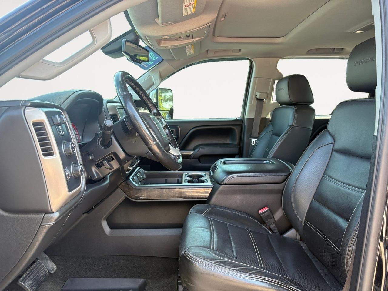 2015 GMC Sierra 2500HD Denali, CREW CAB 4X4 6.6L DURAMAX DIESEL ALLISON TRANSMISSION, HEATED SEATS, RUNNING BOARDS, APPLE CARPLAY/ANDROID AUTO, TAILGATE STEP, FENDER FLARES, SUNROOF, BED LINER, TOW PACKAGE, BACKUP CAMERA, CLEAN CARFAX CERTIFIED, TAKE POWER ON THE ROAD! Virginia Beach VA