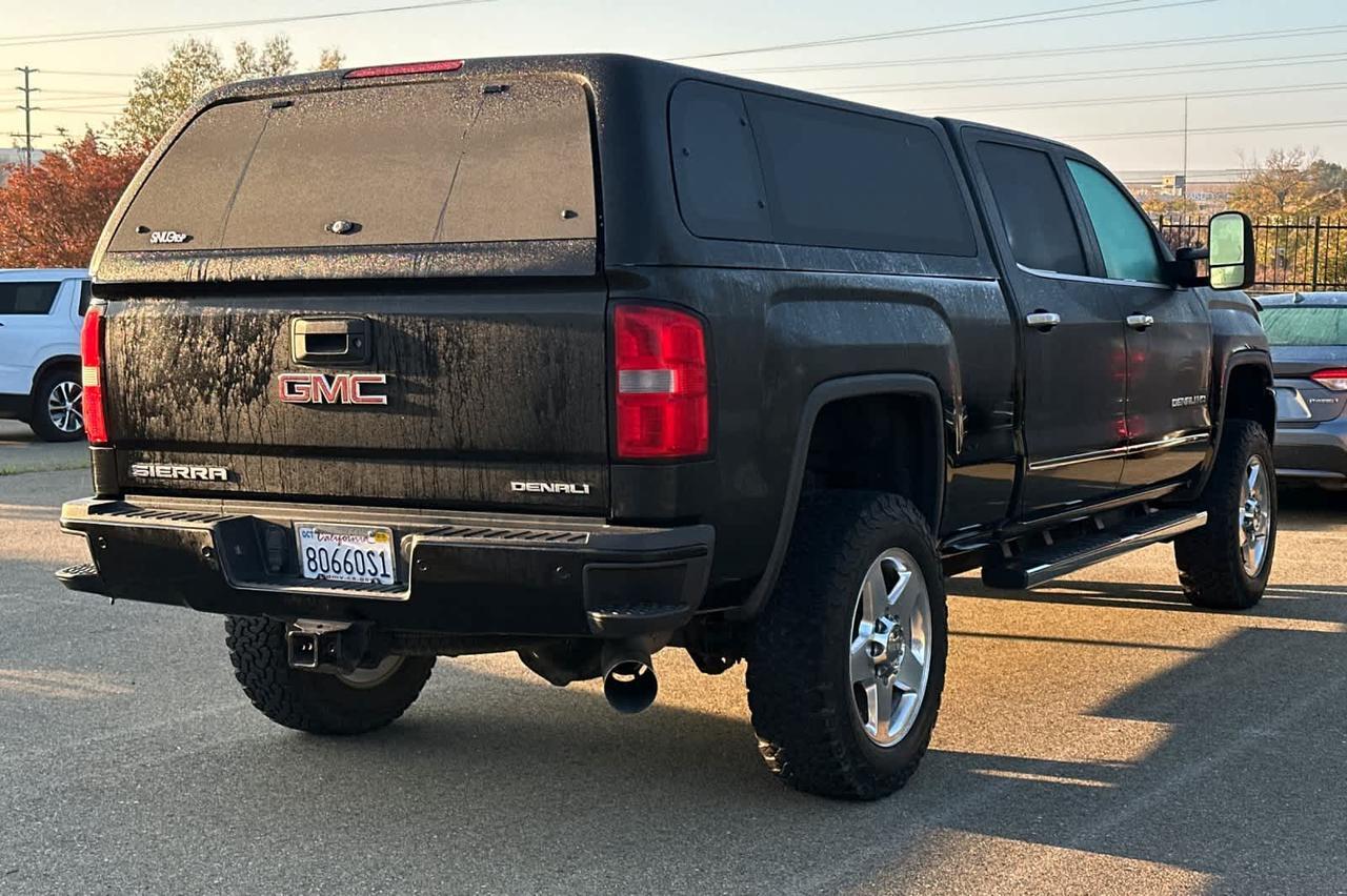 2015 GMC Sierra 2500HD Denali