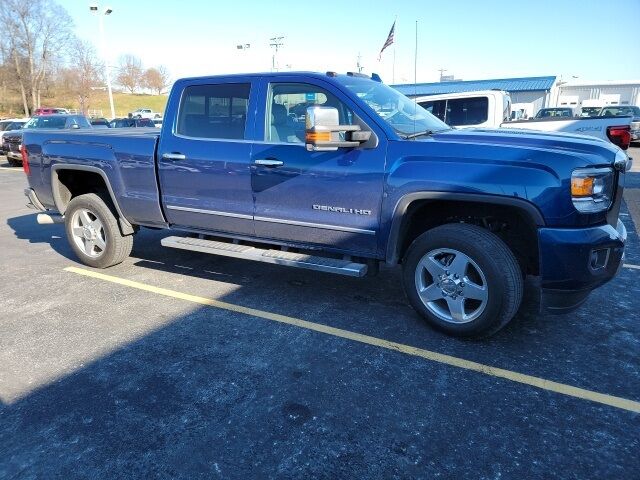 2015 GMC Sierra 2500HD Denali Washington MO