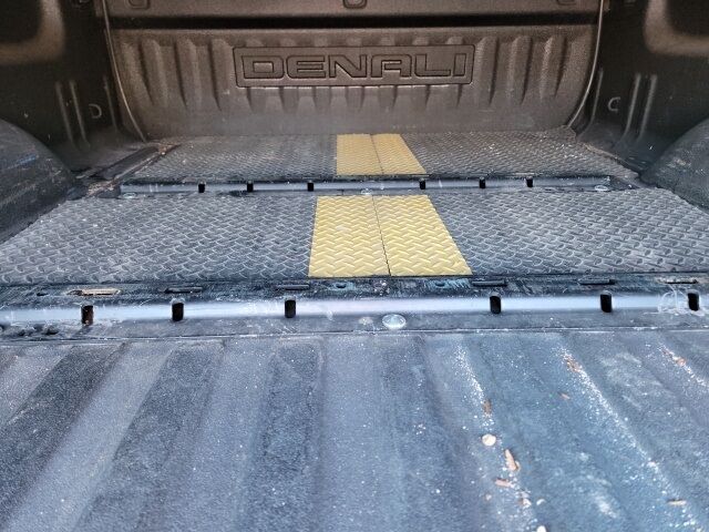 2015 GMC Sierra 2500HD Denali Washington MO