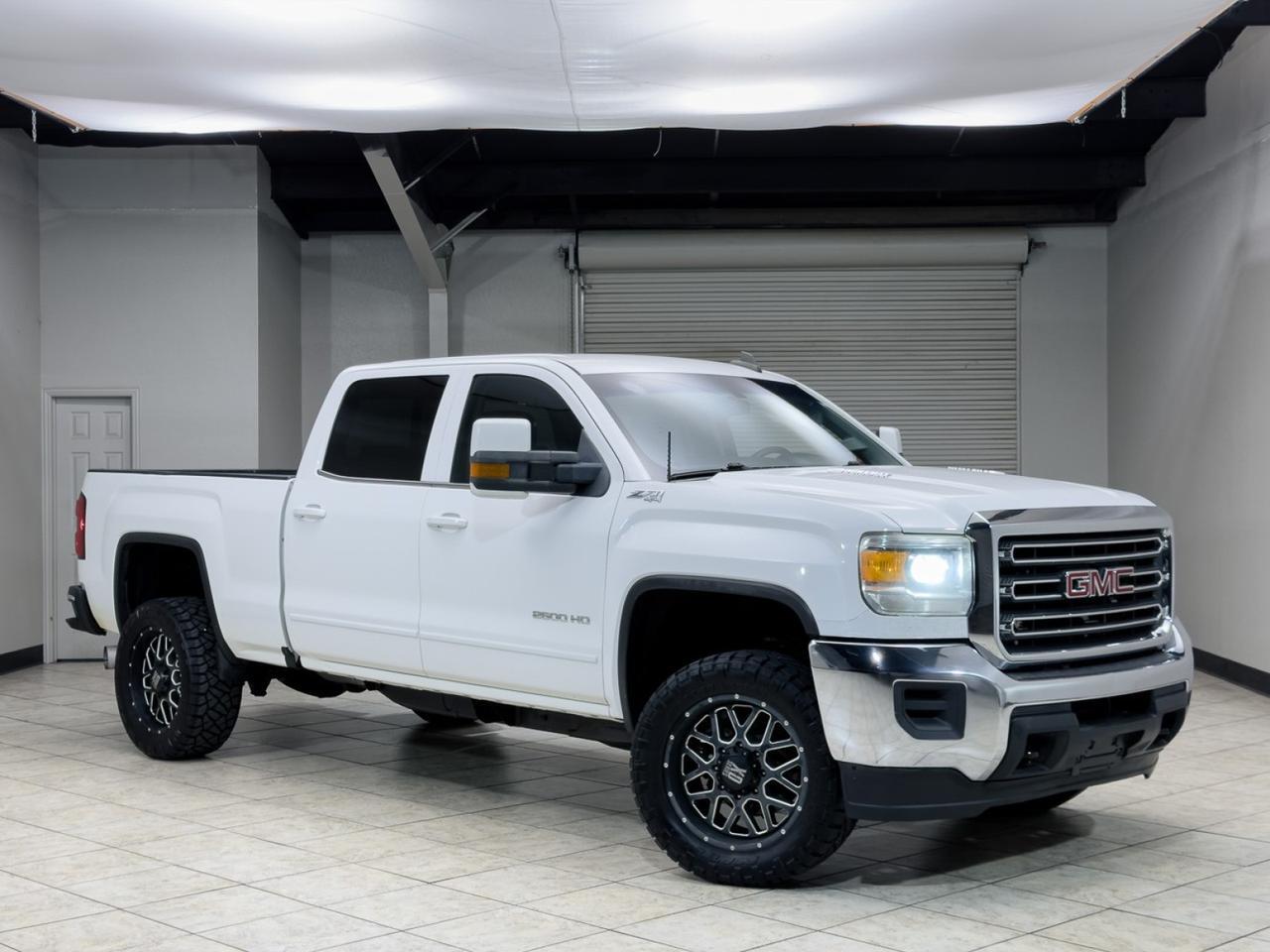 2015 GMC Sierra 2500HD SLE Z71 6.6L Duramax Diesel 4x4