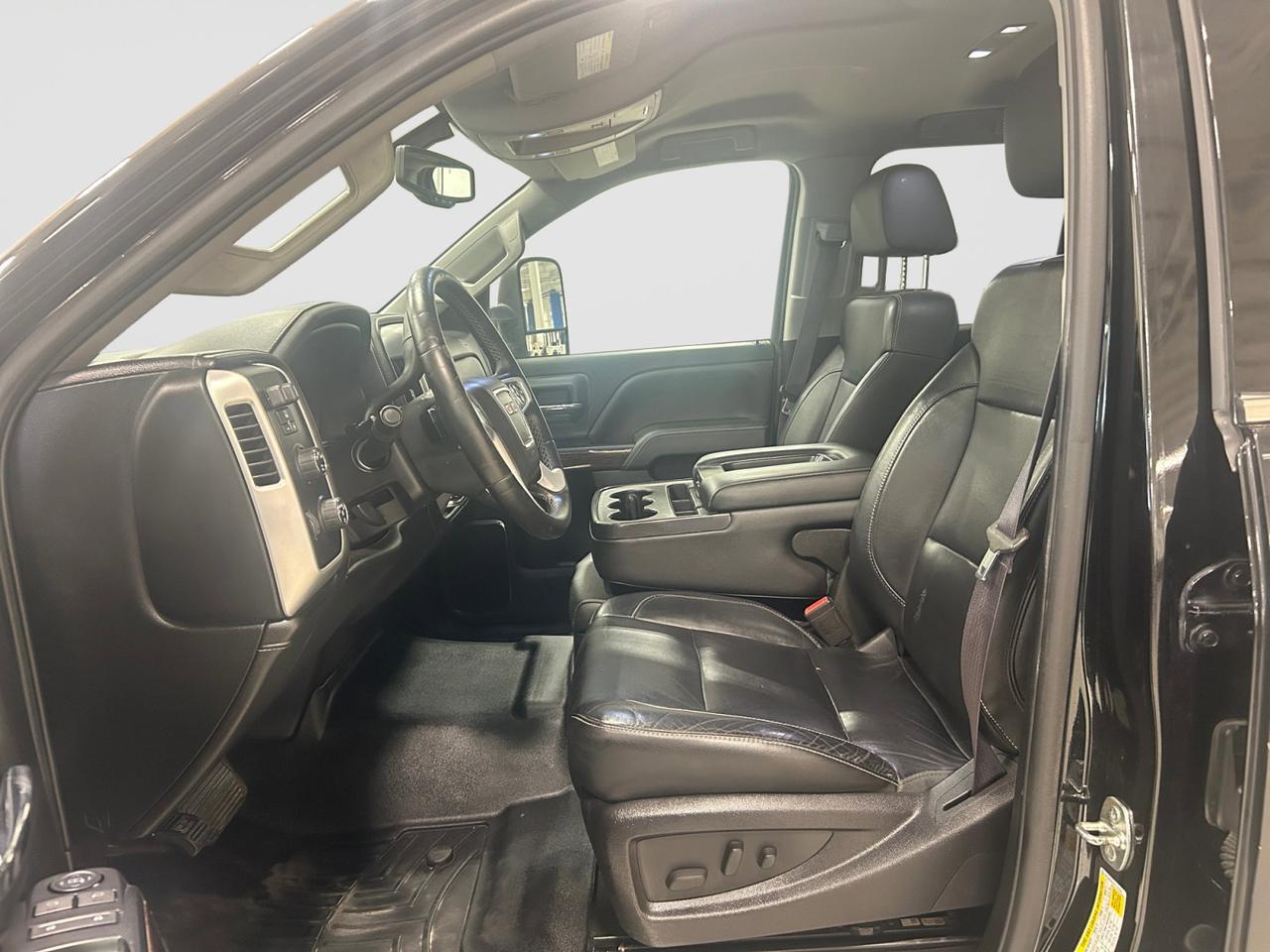2015 GMC Sierra 2500HD SLT New Braunfels TX