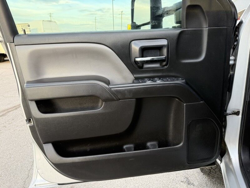 2015 GMC Sierra 2500HD Utility Collinsville OK